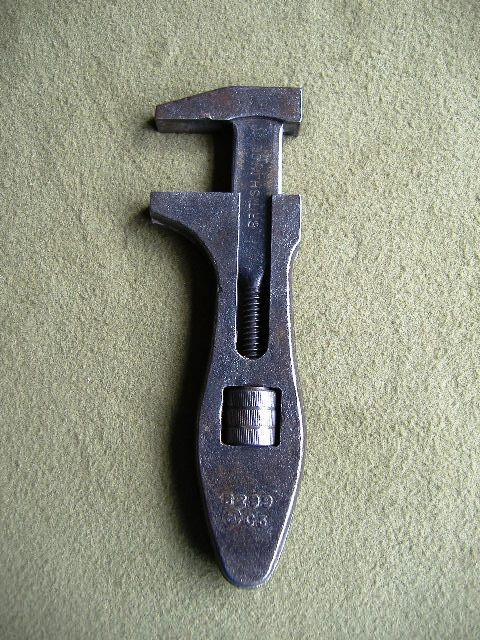 Vintage BRITISH MADE 6” Girder spanner – LAND ROVER