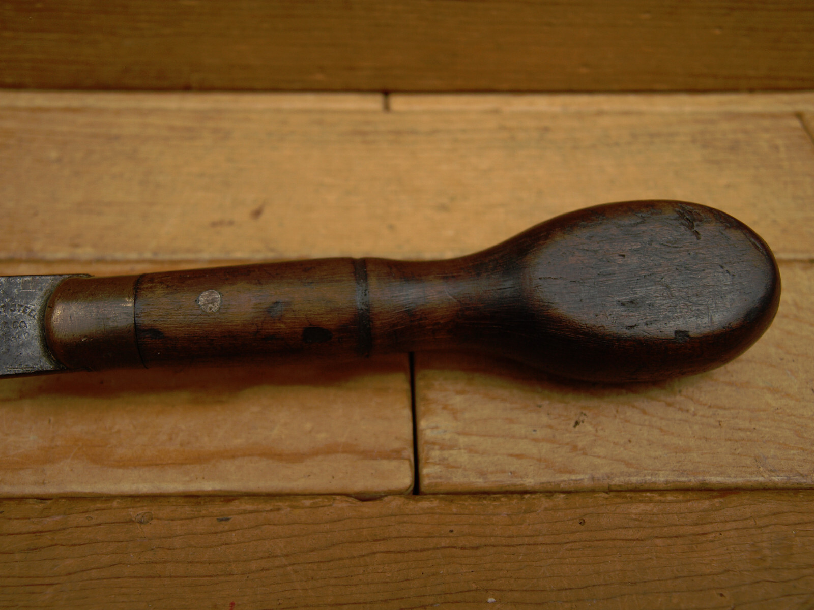 Forged Cast Steel Wood Handle Cabinet Turnscrew