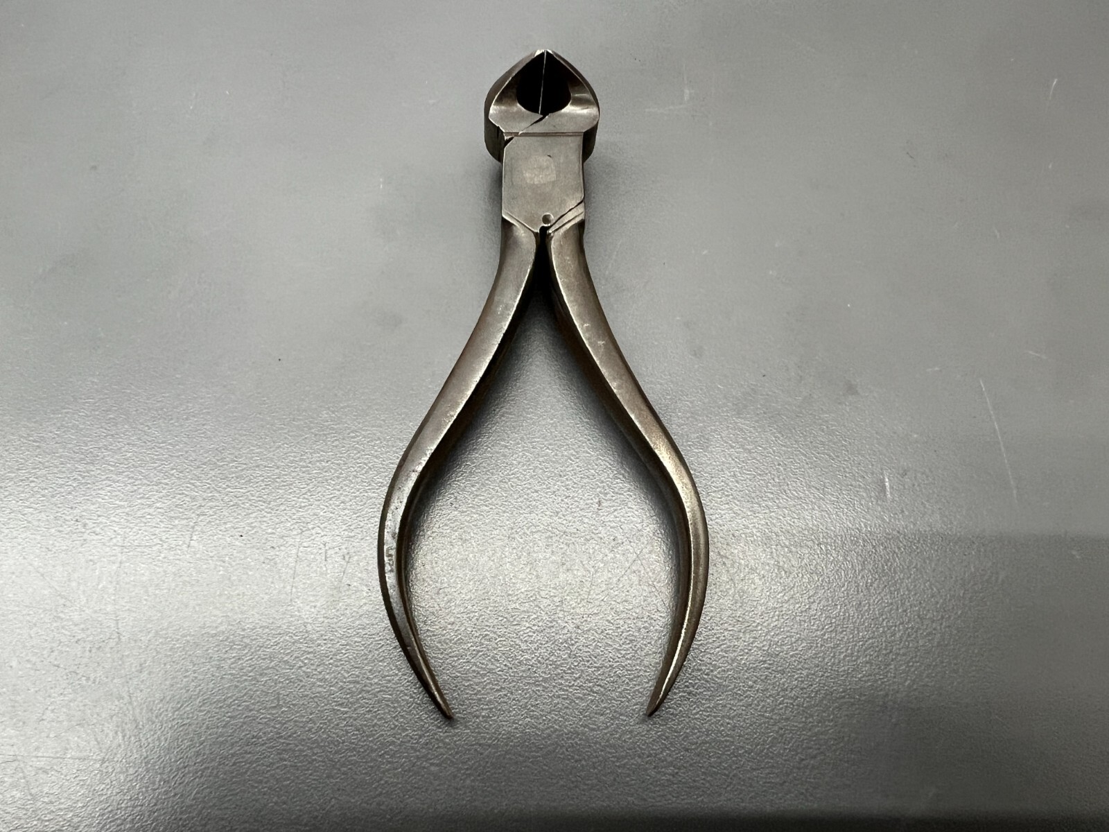 VINTAGE UNBRANDED 4″ PRECISION MACHINIST END CUTTING PLIERS NIPPERS – EXC COND