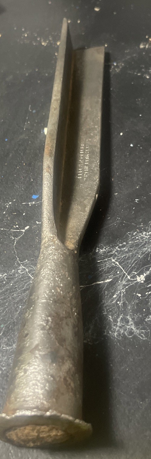 Antique Mortise Corner Chisel Gouge • 1″ Timber Framing
