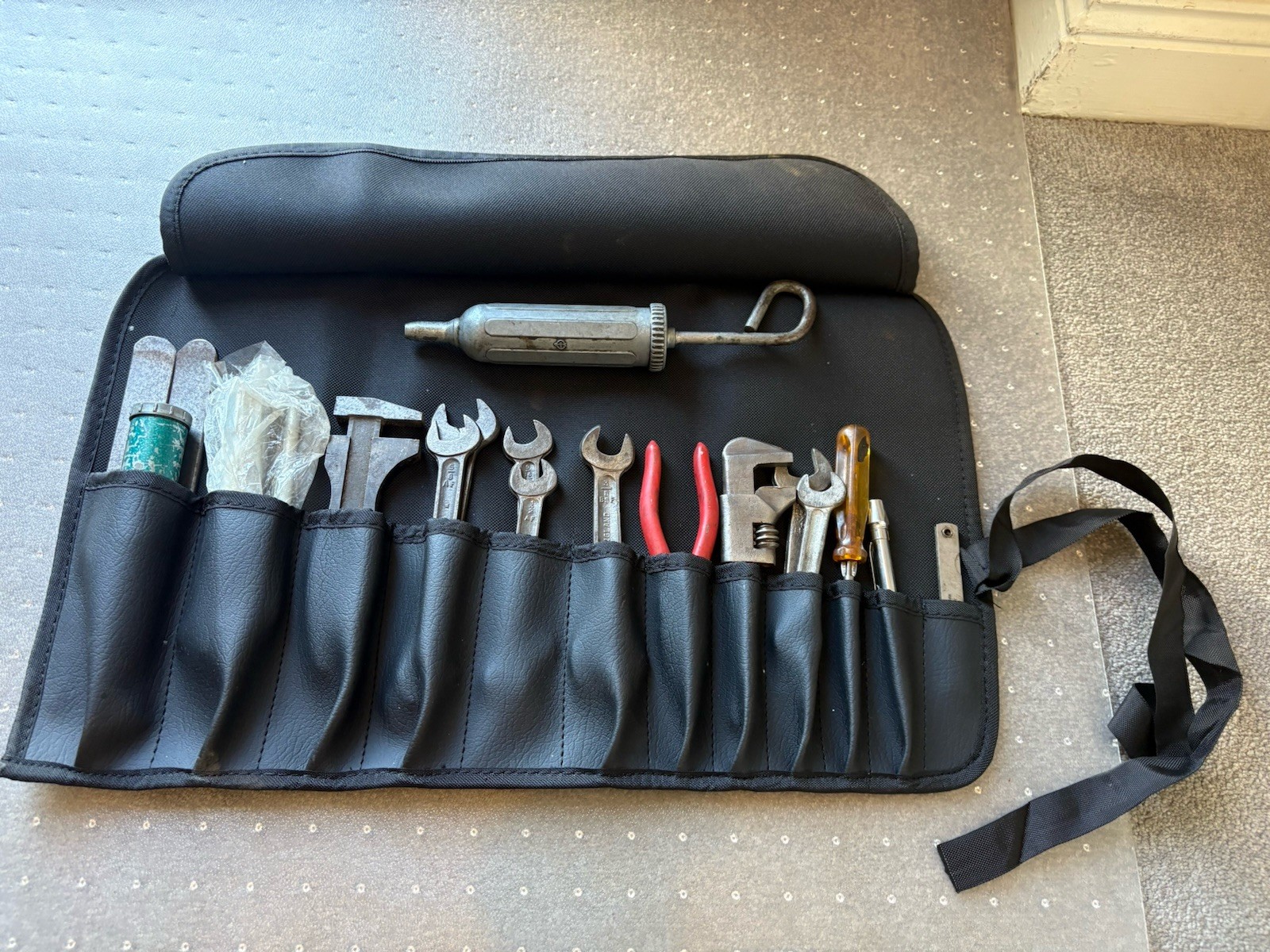 Land Rover Series Tool Kit In Tool Roll