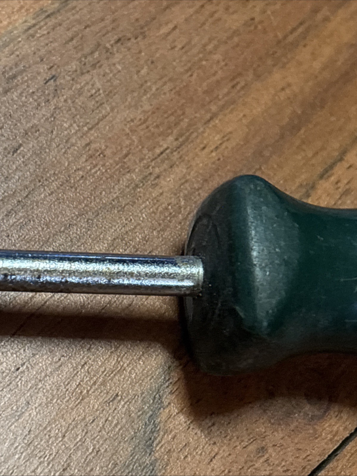 Vintage SK Tools 85002 Long 14″ Standard Screwdriver Green Handle Made In France