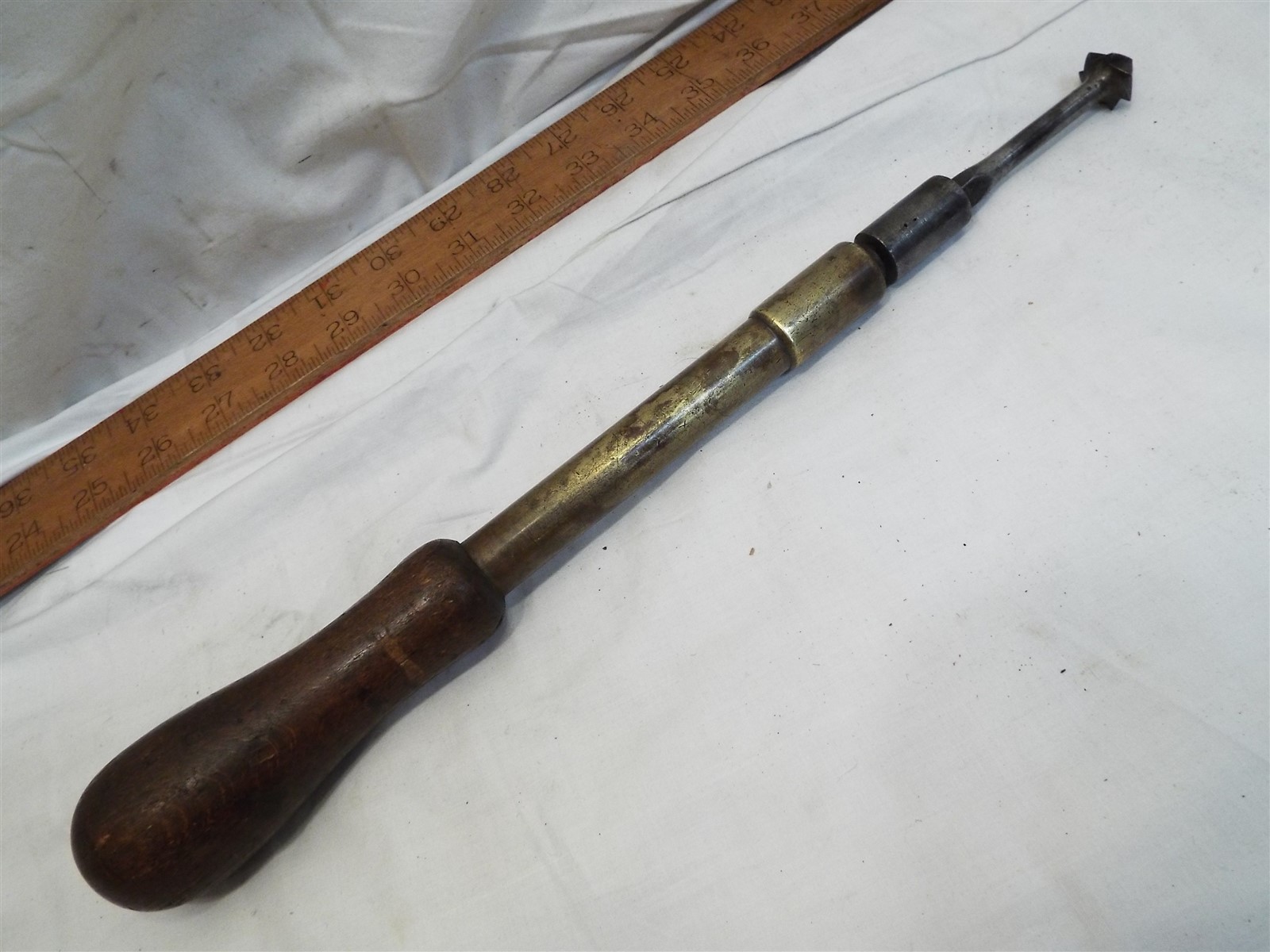 Antique Mueller Wood Handle Brass Push Spiral Screwdriver Drill Tool Decatur IN