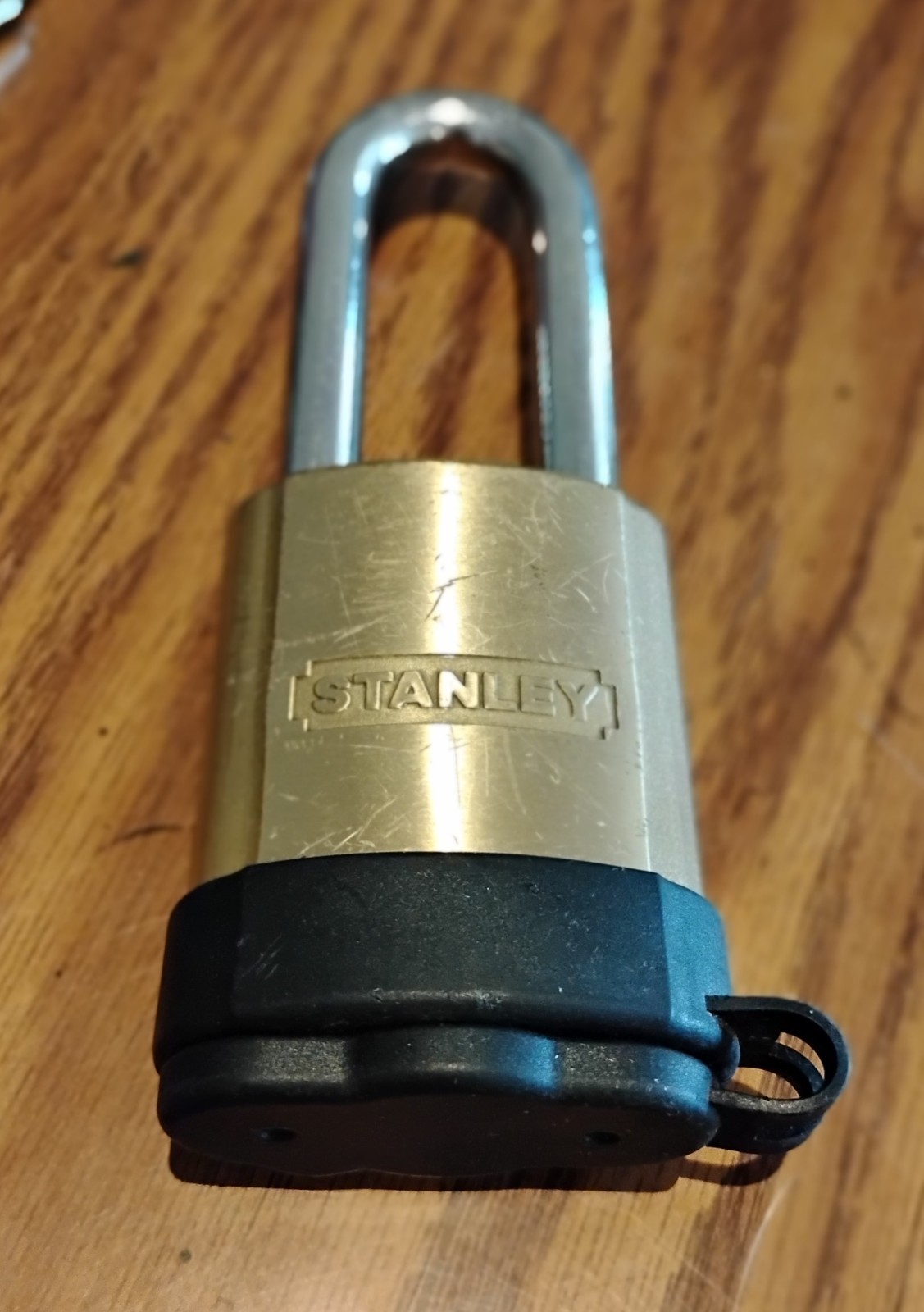 Stanley Hardware All Weather Solid Brass Padlock with Steel Shackel Keys