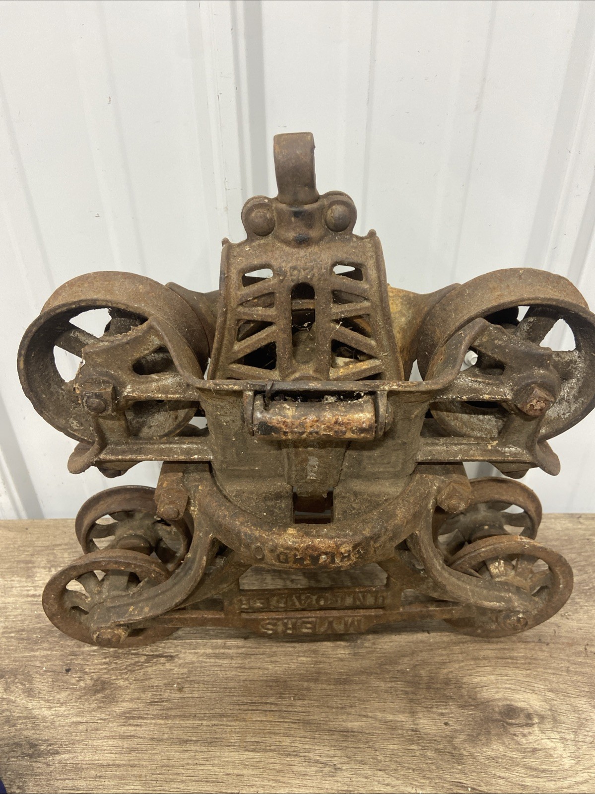 Antique F.E. Myers OK Unloader Hay Trolley w/ Drop Pulley – Cast Iron