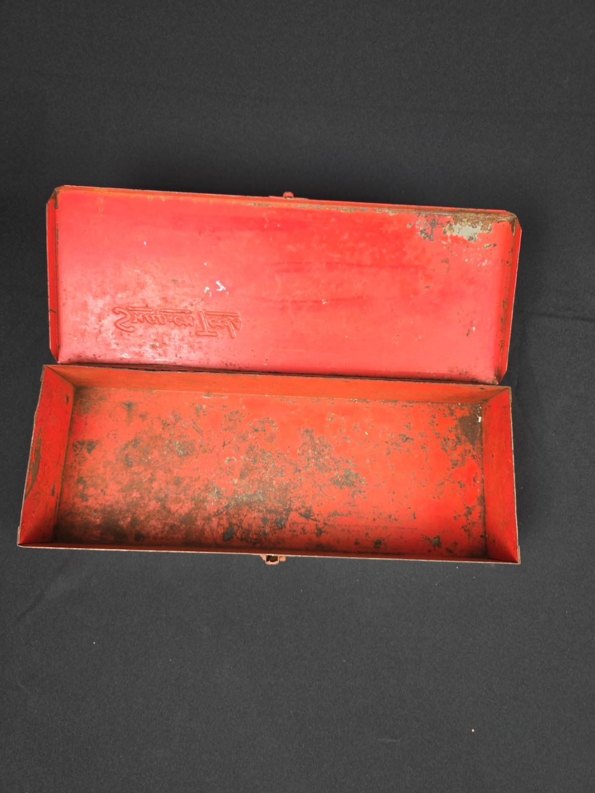 Snap-On KRA-104 Red Metal Tool Box 14 1/4″ x 5 1/2″ x 2 1/2″