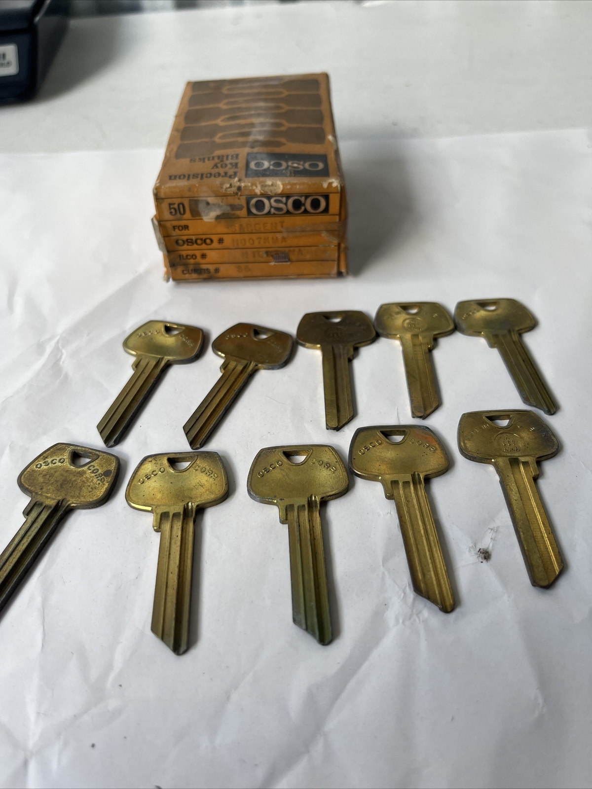 VINTAGE LOT OF 10 OSCO BLANK KEYS N007KMA