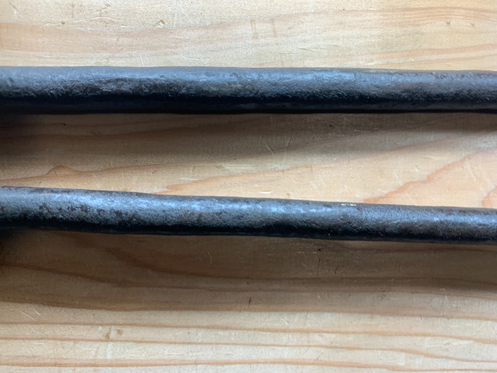 Vintage: Hand-made Japanese Iron -Japanese Blacksmith Tongs 64cm sawsmith 1700g