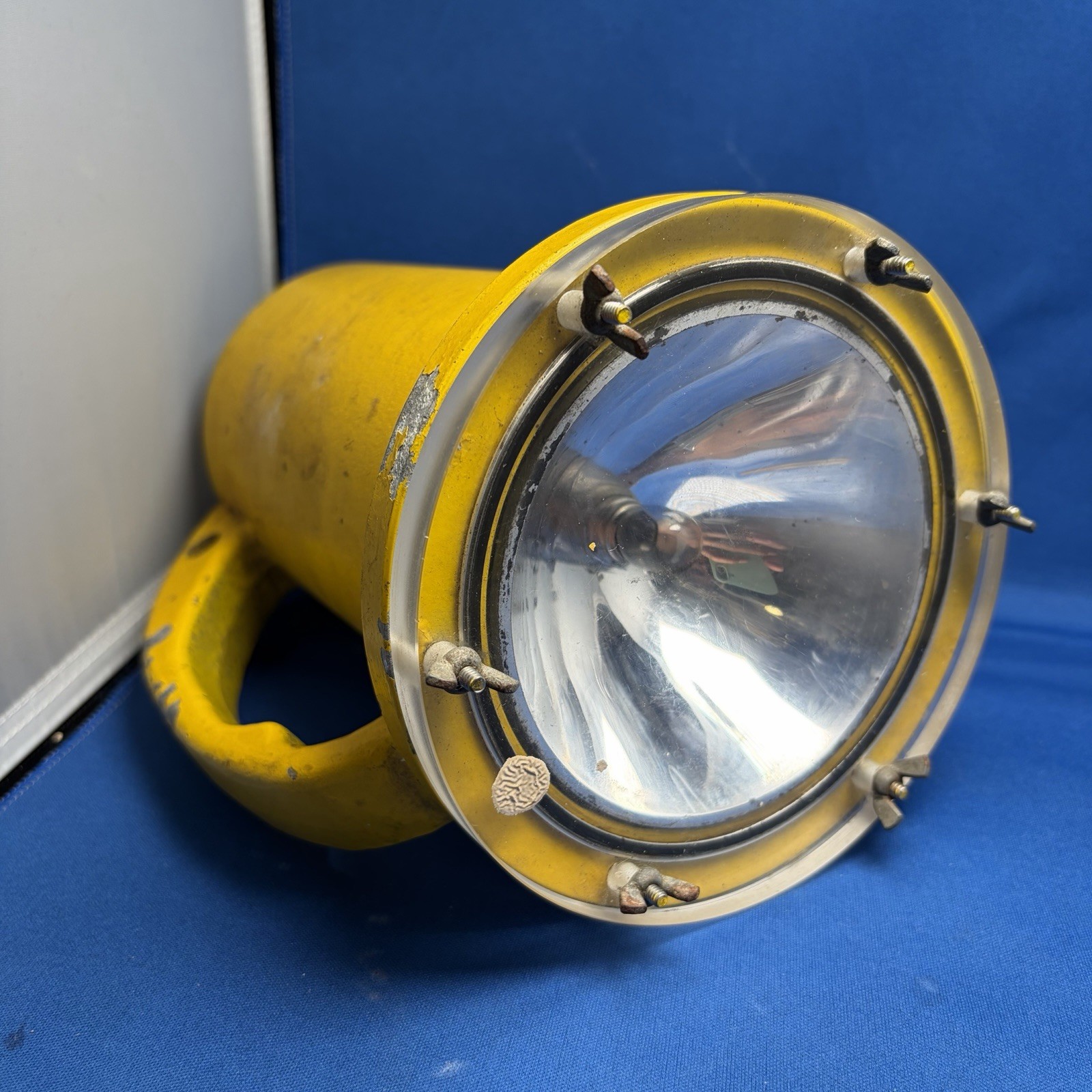 Vintage Yellow Industrial Handheld Spotlight/Flashlight w/ Handle Lens Reflector