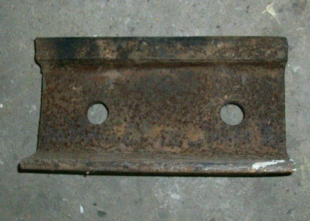 ANVIL 34 pound Railroad track 12 inches 6 inch tall, 3 inch top blacksmith knife
