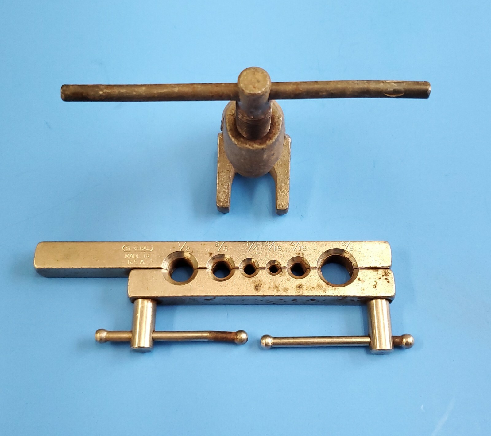 Vintage Chicago Specialty Manufacturing CO Pipe Flaring Tool with General Clamp