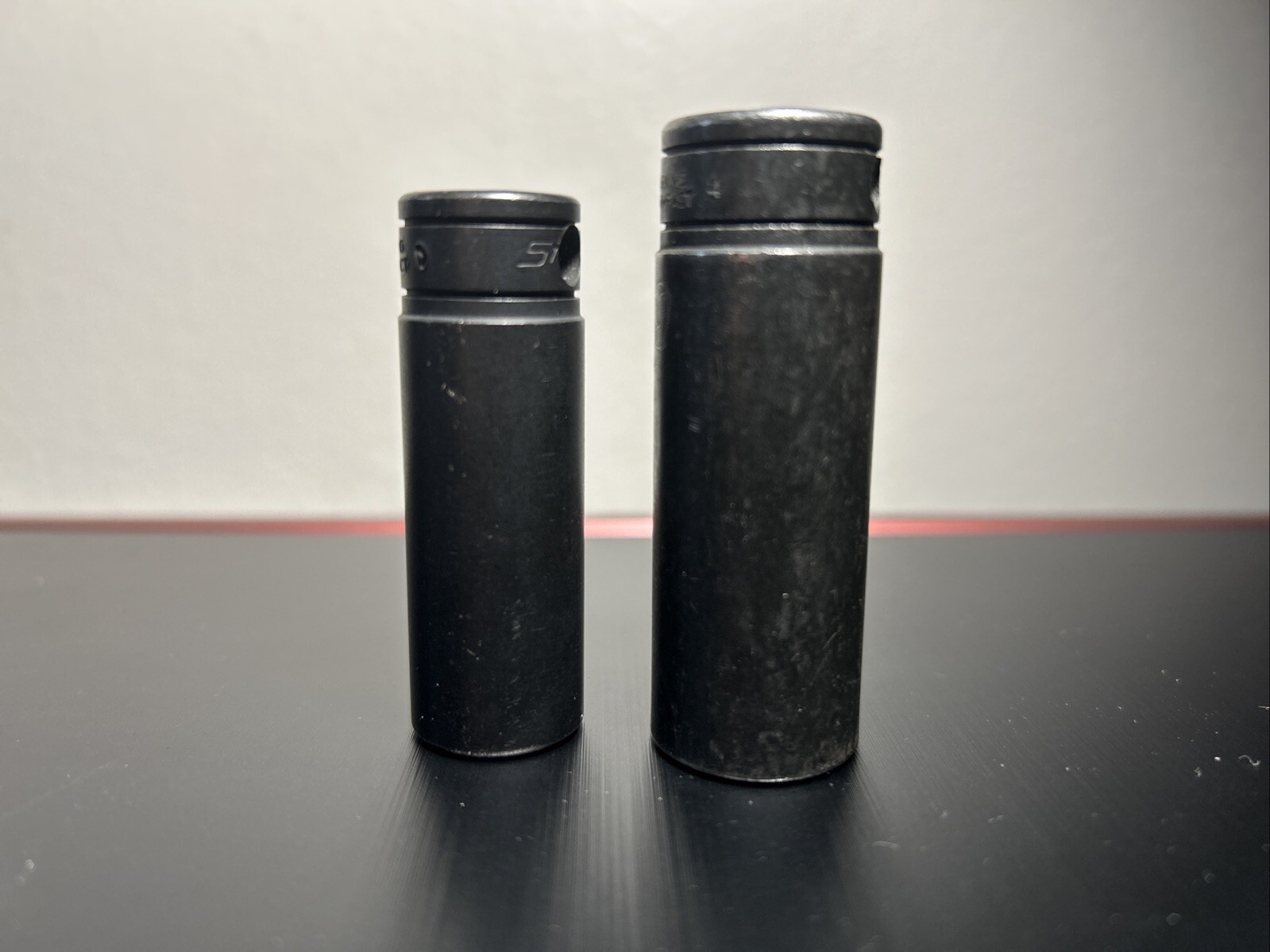 Snap-on 1/2 And 5/8s GSF161 And GSF201. 12 Point 3/8s Drive. 5/8s Has Letter B.