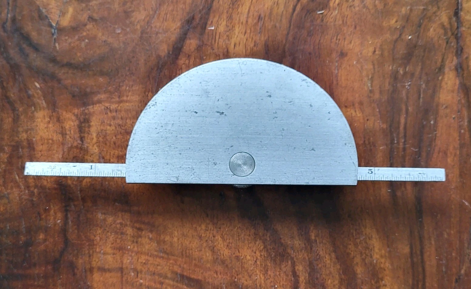 Vintage L. S. Starrett No. 493 Protractor/Depth Gage w/No. 10 6″ Rule USA