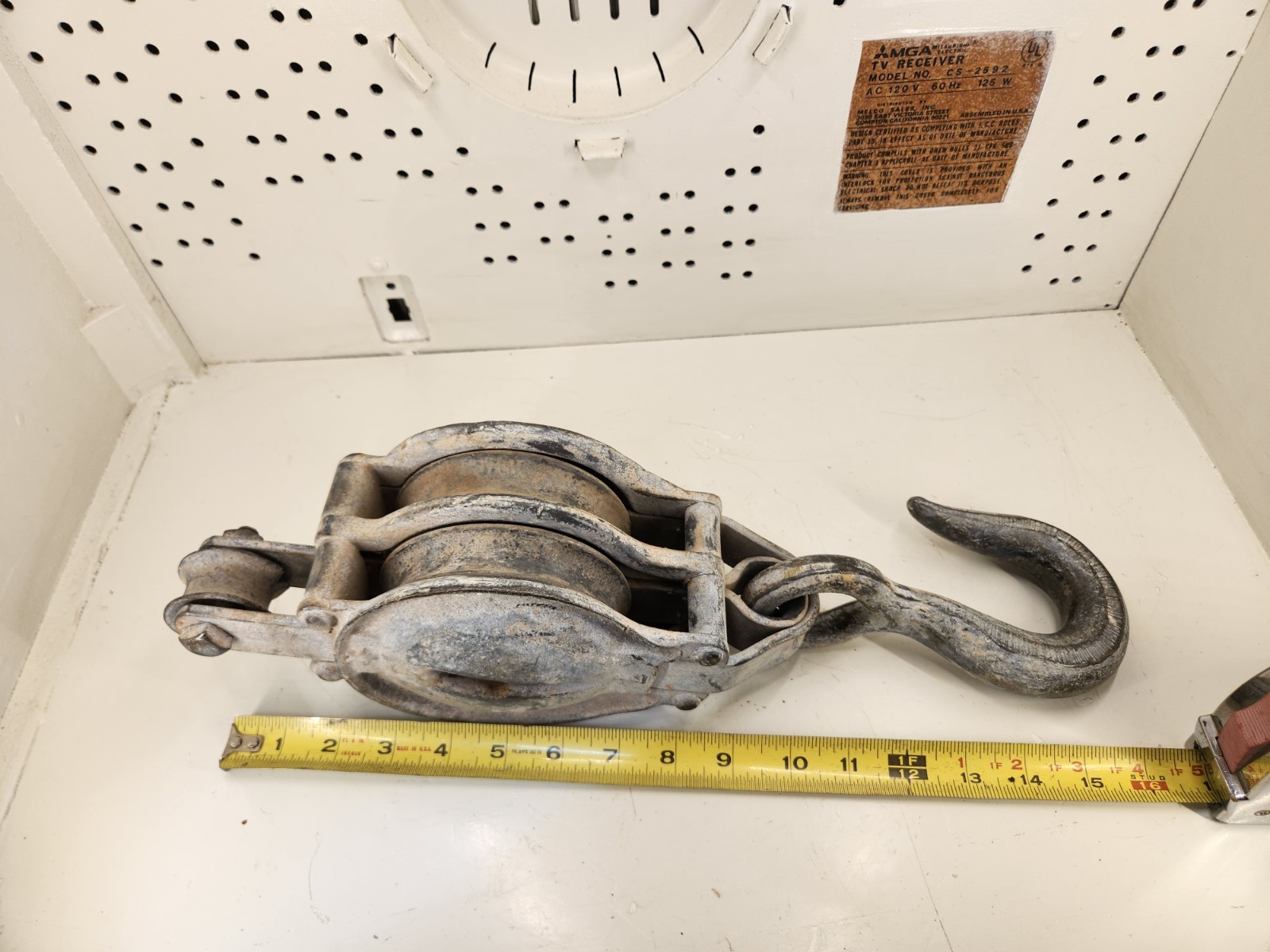 Vintage Boston Lockport Star Brand Cast Iron Double Sheave Pulley Block Hook