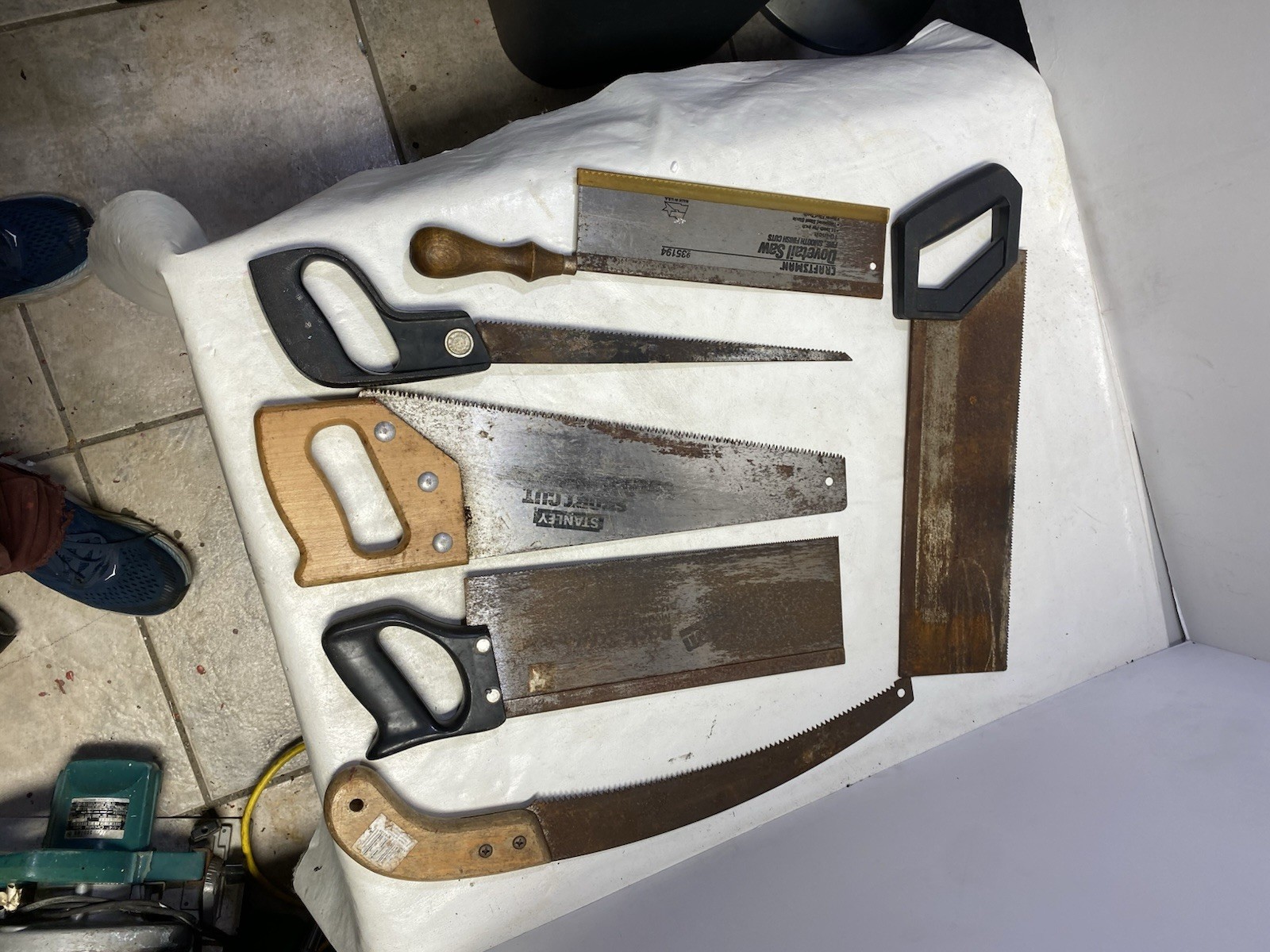 Lot 6 Assorted Hand Saws Wood Tree Drywall Saw Tool Bundle Wooden Handle Stanley