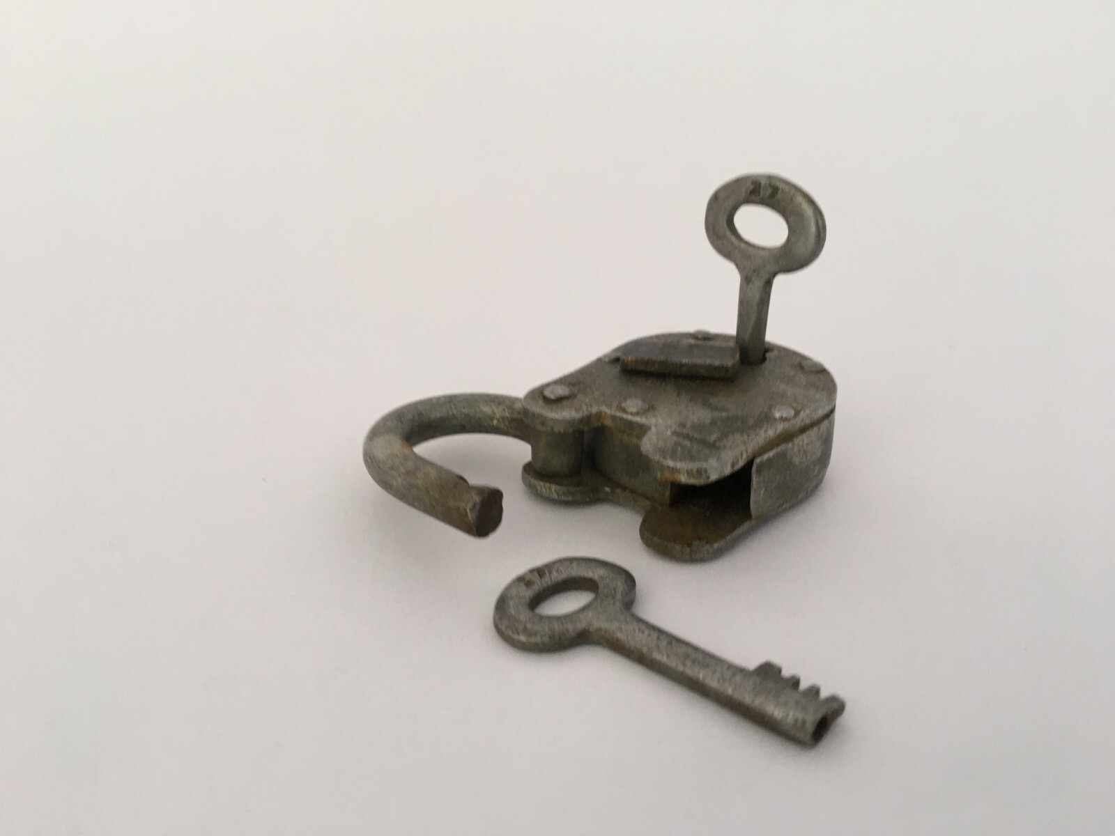 Lock Vintage Iron Padlock With 2 Key Rich Patina Made In India Collective Rusty