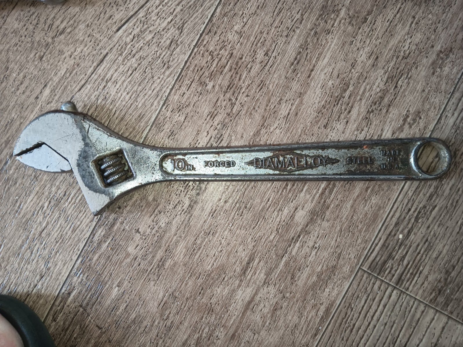 Vintage Diamalloy Diamond Calk Horseshoe Co. 10″ Adjustable Wrench Duluth USA