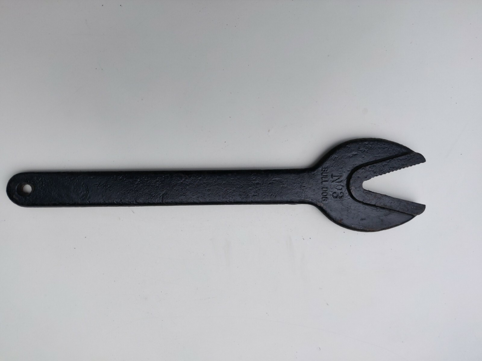 Vintage Bulldog Alligator Wrench No.3 (CosTool309)