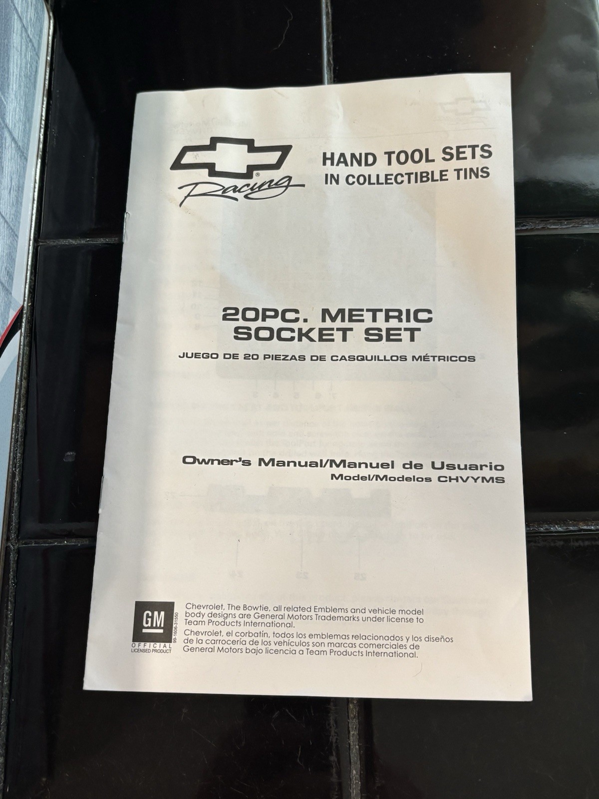 Chevy Racing Metric Socket Set In Collectible Tin NASCAR