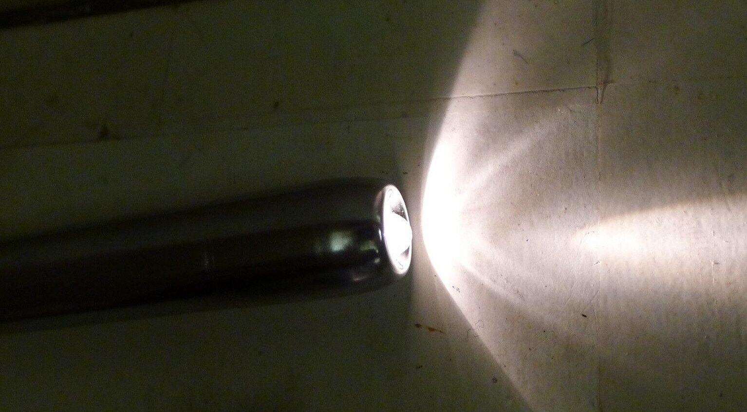 Ray-O-Vac Penlight C19-S Flashlight Toggle Switch Model w/Rare Attachment-TESTED