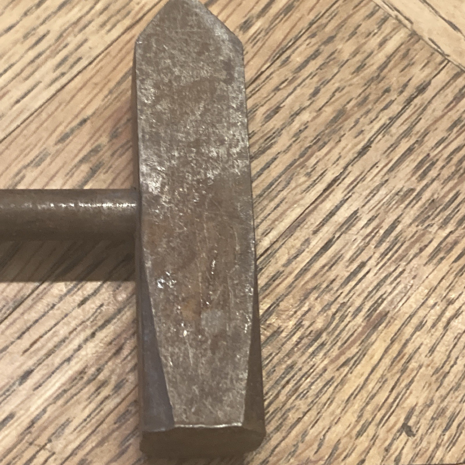 Vintage Unbranded All Iron Straight Peen Hammer 1LB 1.3OZ 9.25 inches