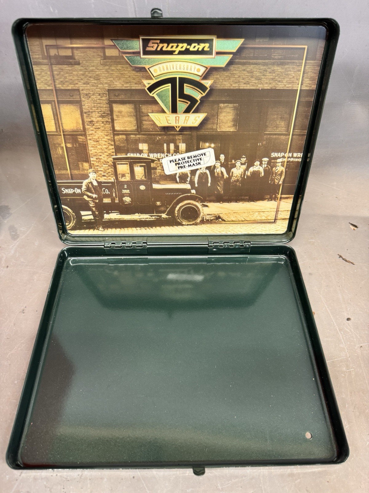Vintage Snap-On 75th Anniversary Algona Iowa Toolbox 1920-1995 T-Shirt Tool Box