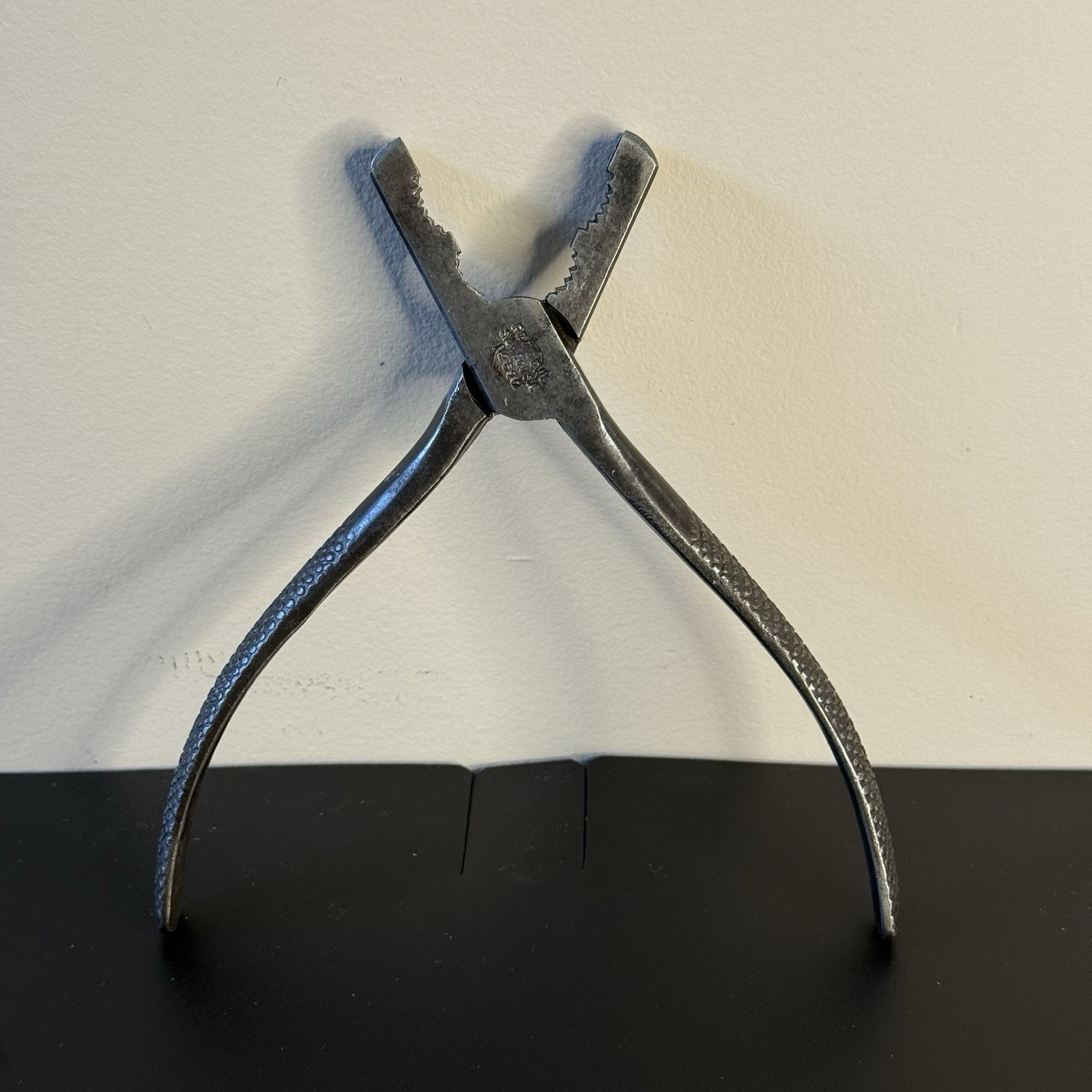 Vintage S&H CO. N.Y. RED DEVIL Trademark Gas Burner Pliers Tool 7.25”USA