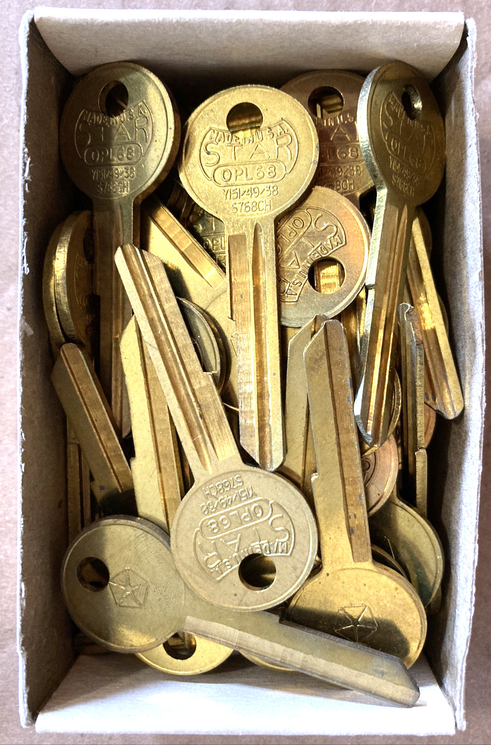 Star OPL68 Y151/149/138 Chrysler Brass Key Blanks Uncut 56 Keys in the Box