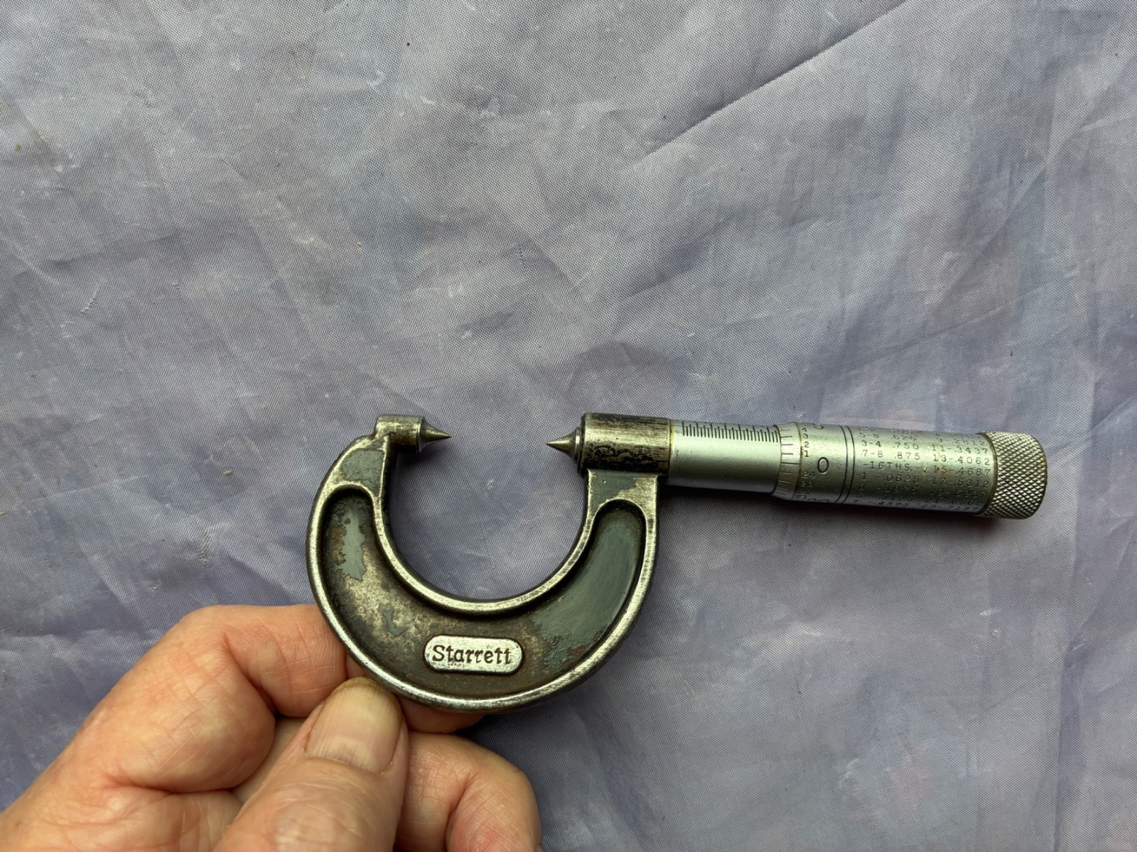 VINTAGE STARRETT NO 210-A THREAD POINT MICROMETER 0-1″ – GOOD PLUS CONDITION