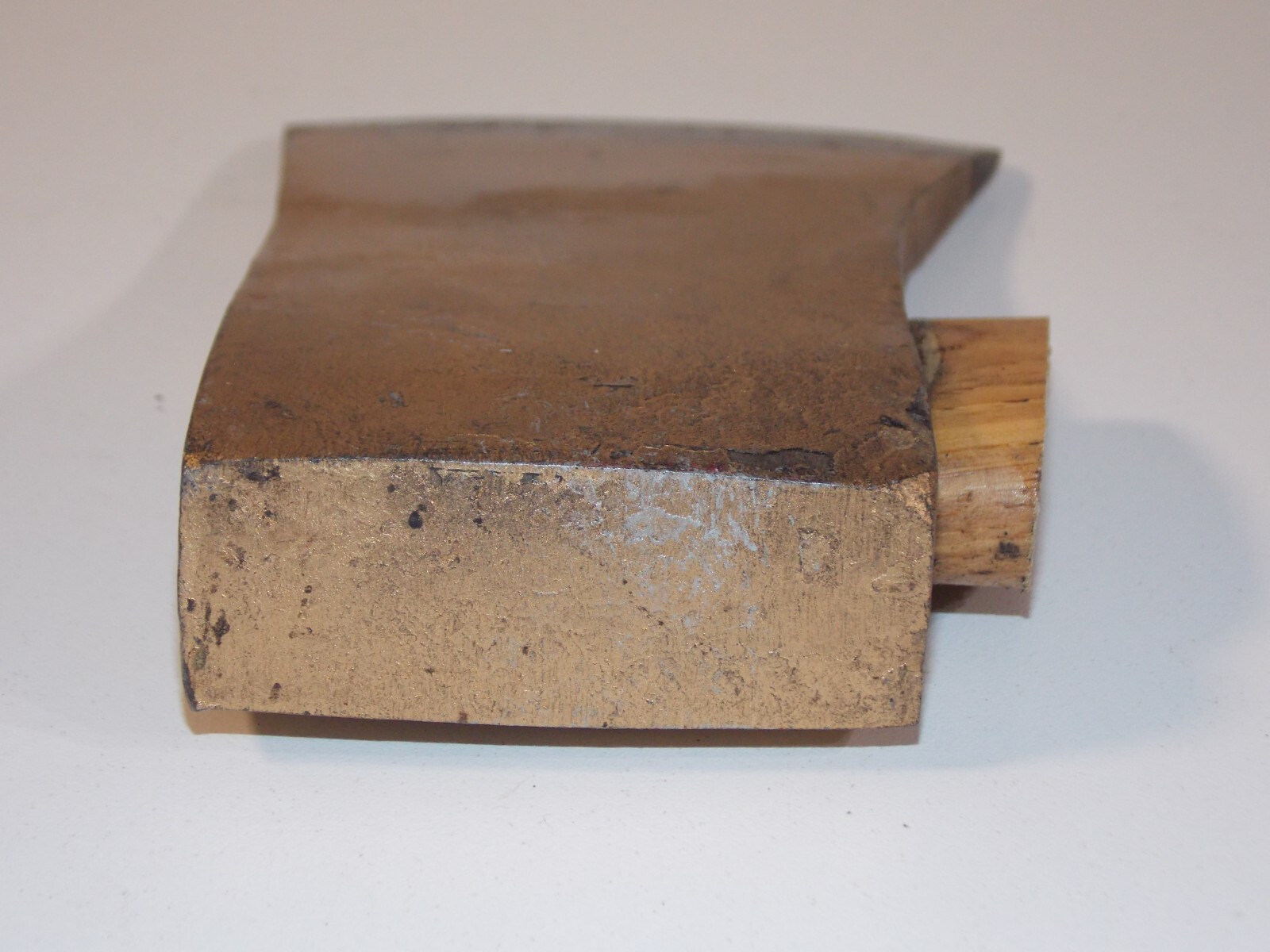 Vtg Unbranded 3.75″ Single Bit Steel Axe Head Painted Gold 2lbs 9.4oz