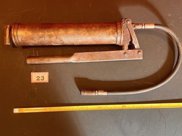 Vintage BDS Lever Action Grease Gun – Made in the USA.