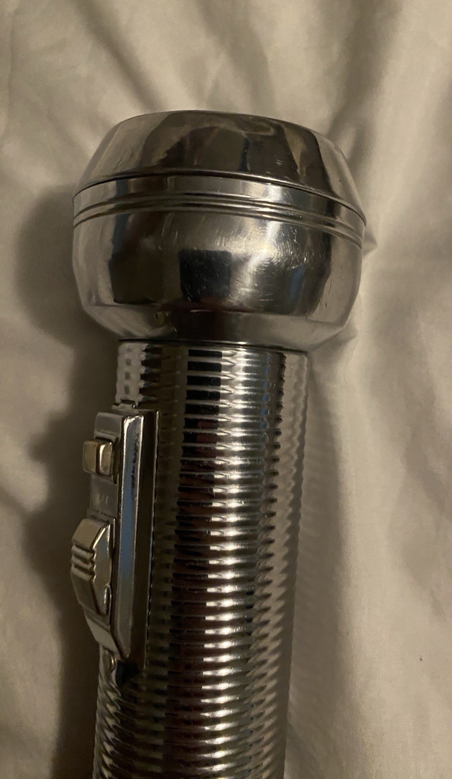 Vintage Ray-O-Vac Stainless Steel Flashlight 7″ NICE CARDBOARD INSIDE!