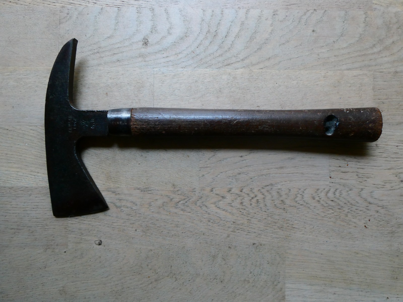 Vintage Elwell Fireman’s Axe 1942 WW2 WWII Very good condition
