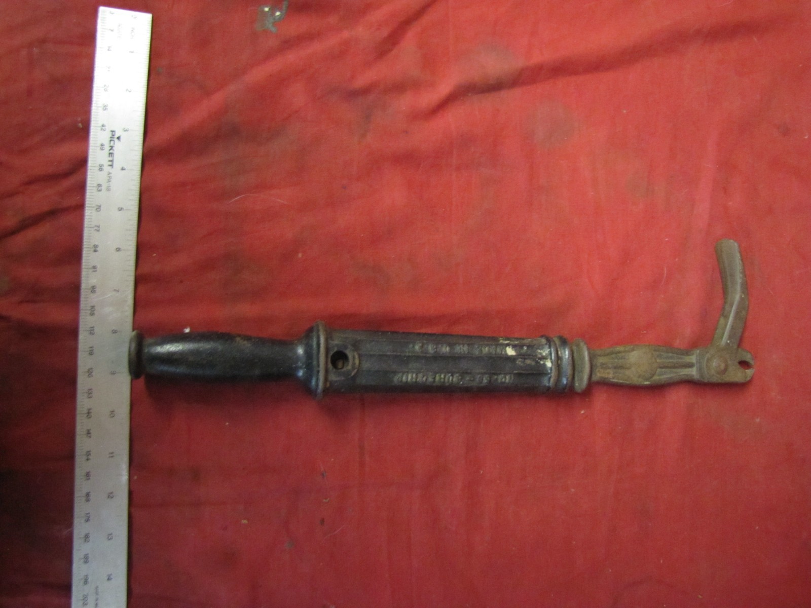 Antique Suregrip Nail Puller, made in USA