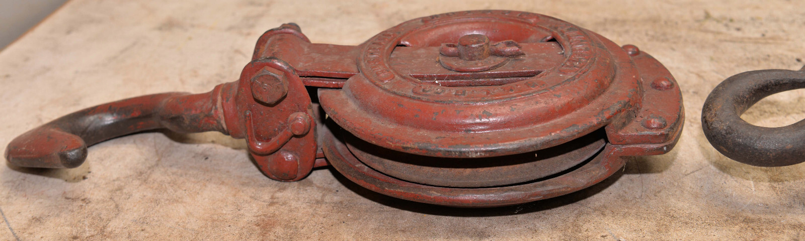 Vintage Boston Lockport B & L Co 8″ sheave pulley hoist snatch block mining tool