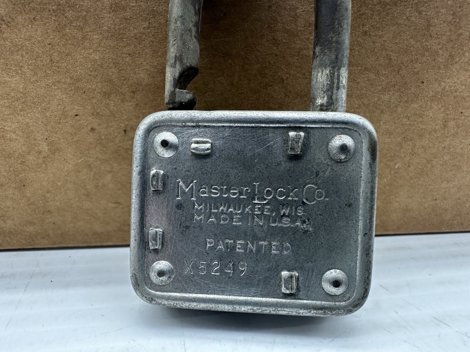 Vintage 77 Master Lock Padlock 1.25″ Hasp Lions Head Logo Milwaukee WI No Key