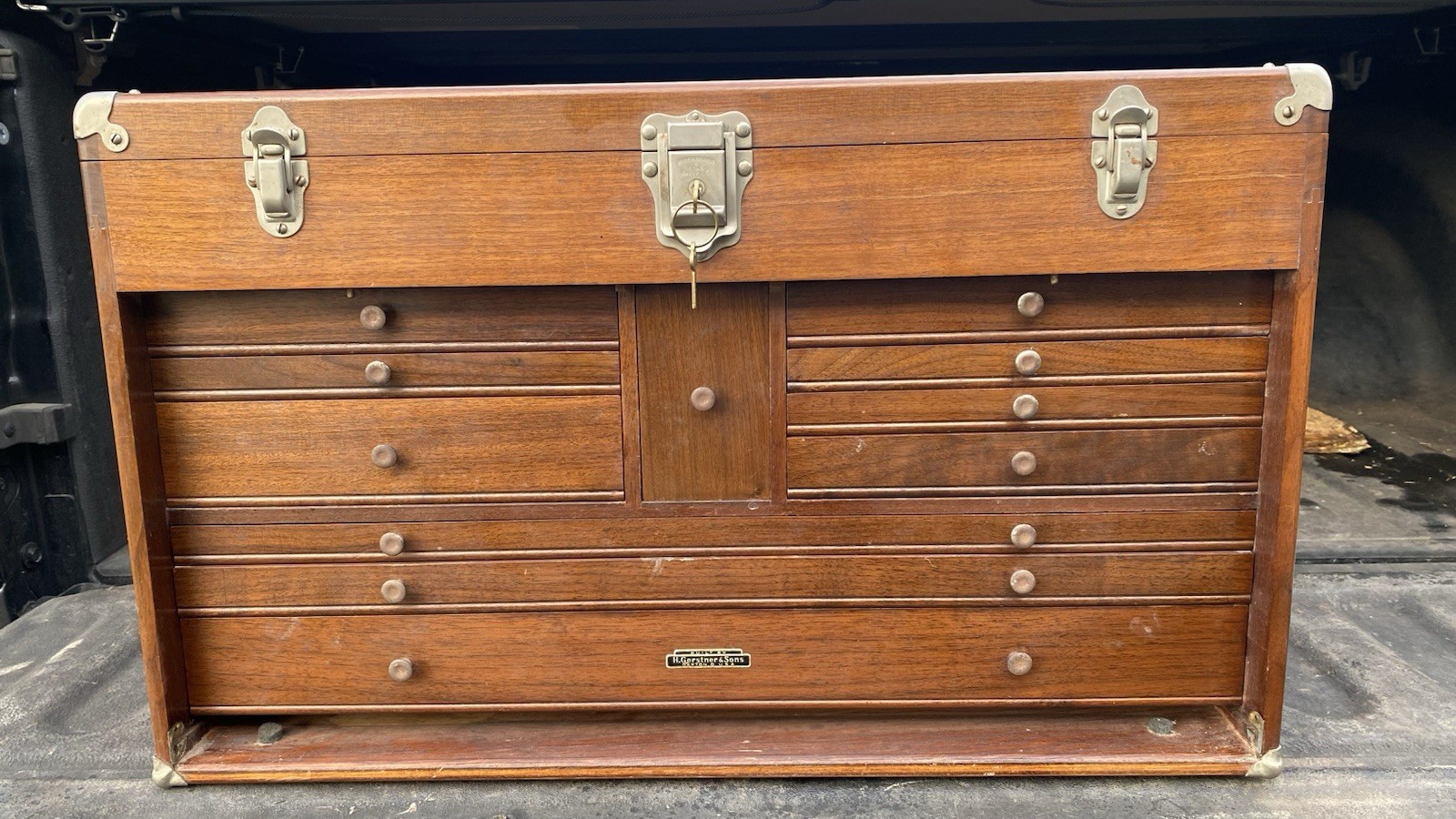 VINTAGE GERSTNER 11 DRAWER WALNUT MACHINIST TOOL BOX CHEST JEWELRY