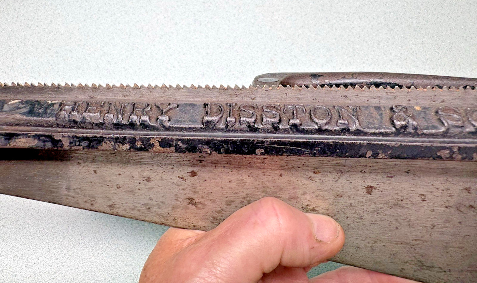 Antique Disston No 5 Saw Vise Clamp Blade Sharpening Tool Bench Mount RARE model