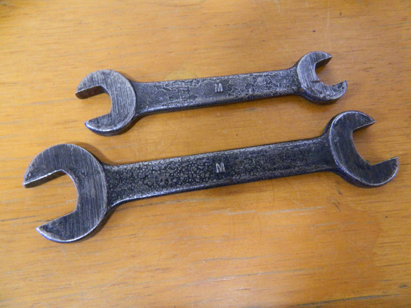 5 pcs Ford scrip A, V8 tool kit vintage 5 pcs -M-01A-17017