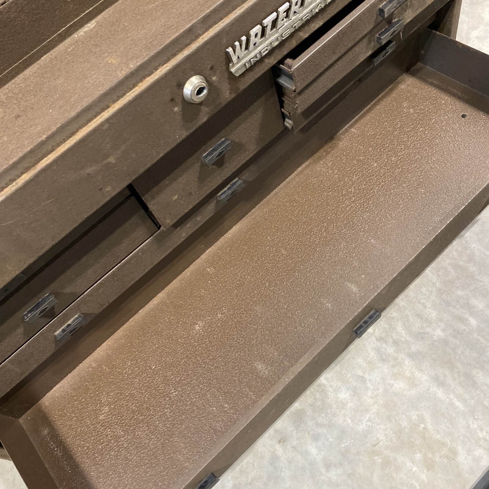 Vtg WATERLOO INDUSTRIAL Machinist Tool Chest 8 Drawer Toolbox Tool Box *READ