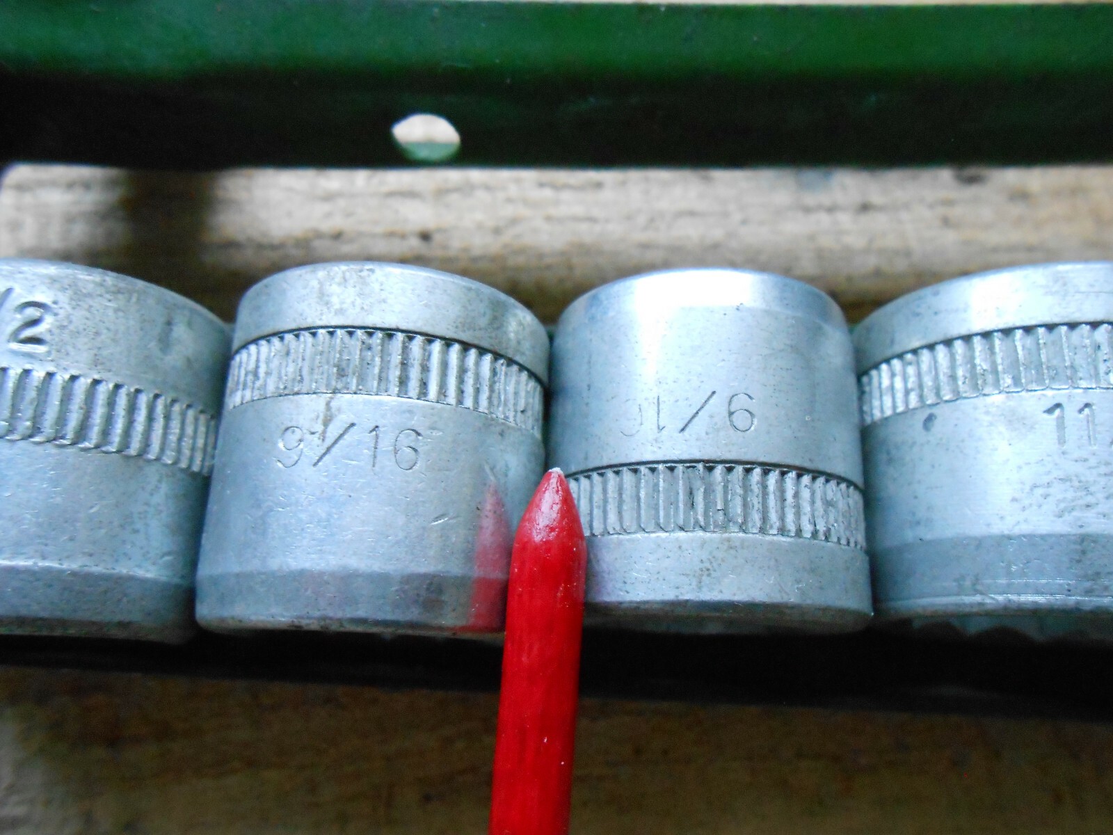 Vintage Partial INDESTRO 1351 Socket Set L Arm Case * 2 X 9/16″ & Japan Hex Bar