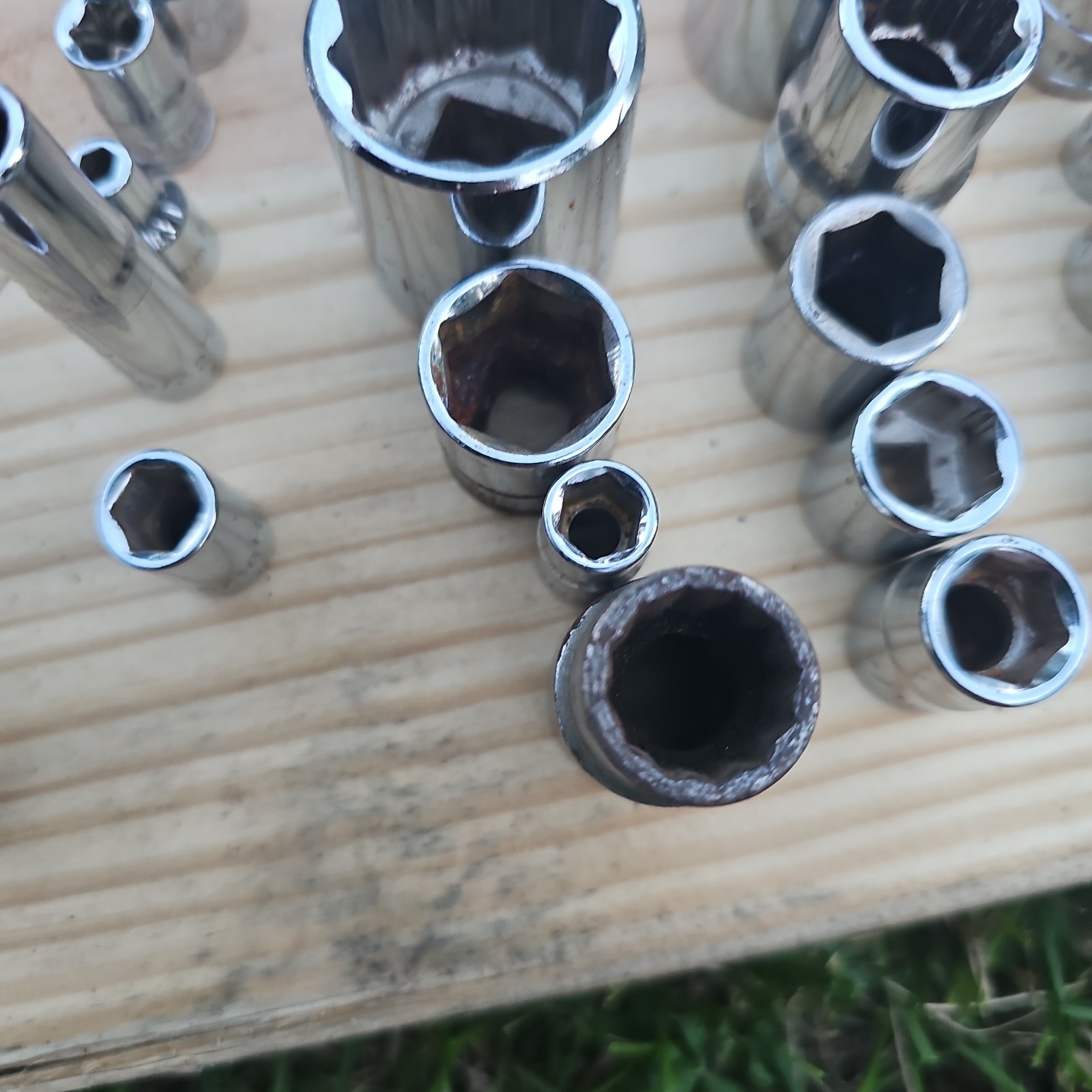 Husky Tool USA Socket Lot of 92 1/2″ 3/8″ 1/4″ Dr SAE /Metric Shallow /Deep