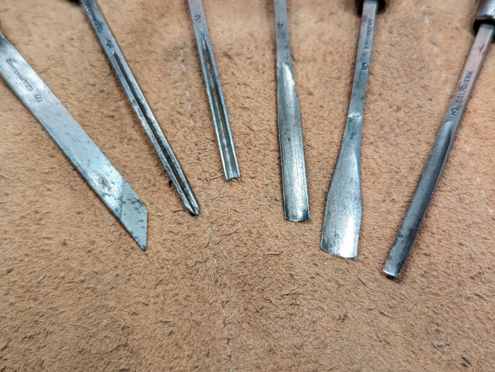 Antique E. C. Lyons Wood Chisels Carving Set Vintage Tools Chisel Restored