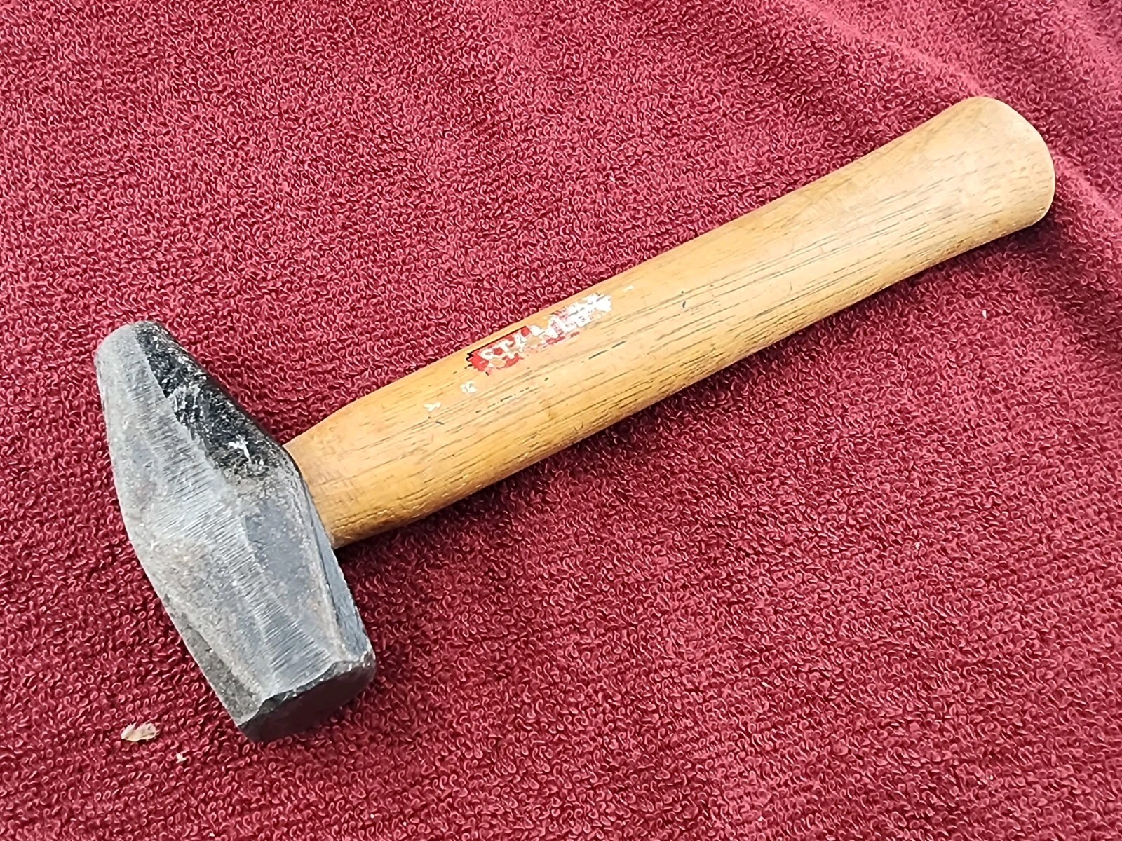 Vintage Stanley Bell System Tapered Peen Linesman Hammer USA