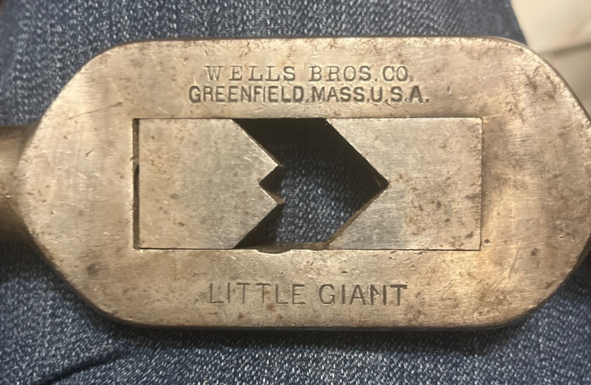 wells bros co. little giant No. 7 steel tool made in USA