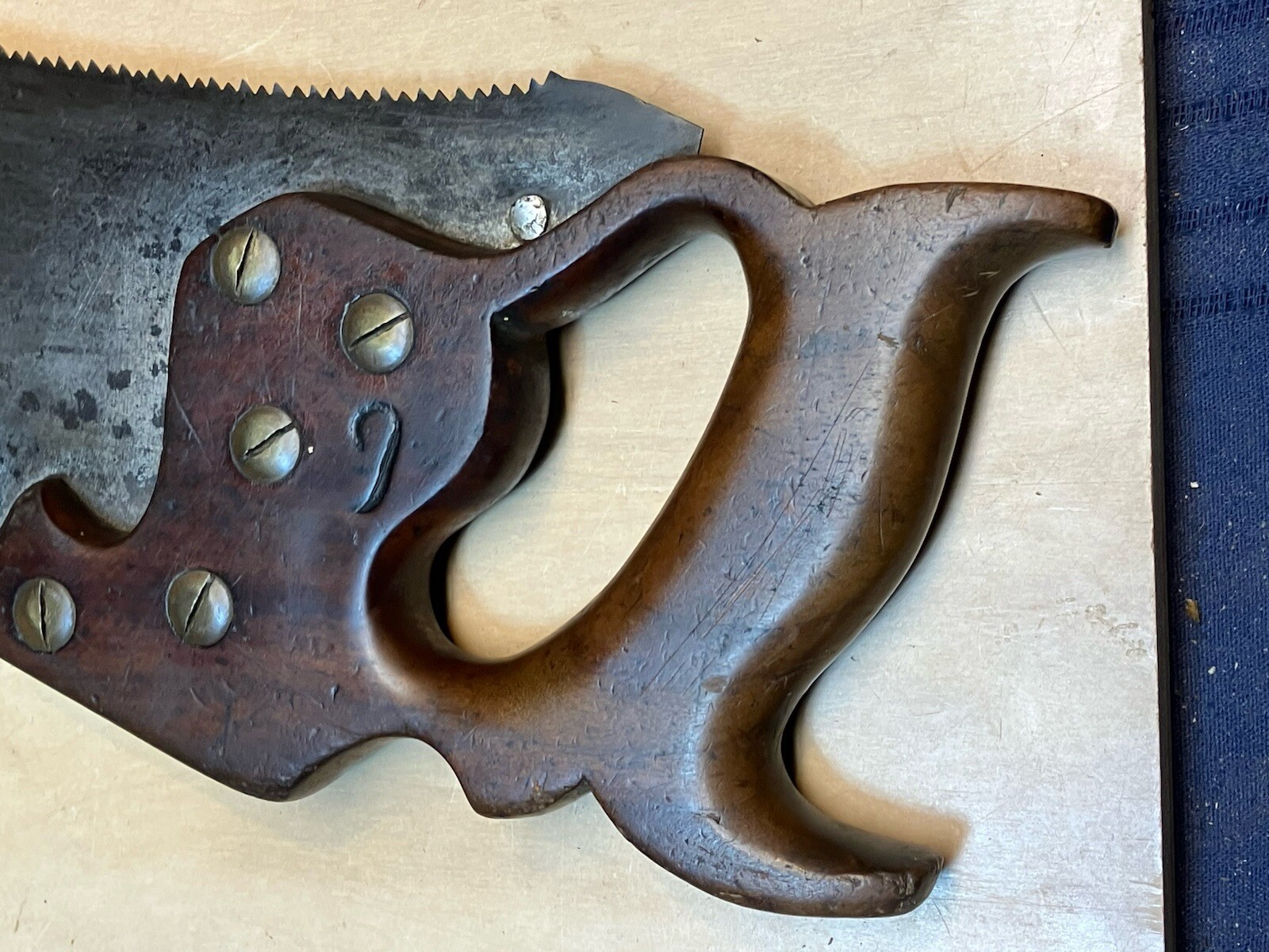 E C Atkinson 22 Inch Saw With Floral Carvings