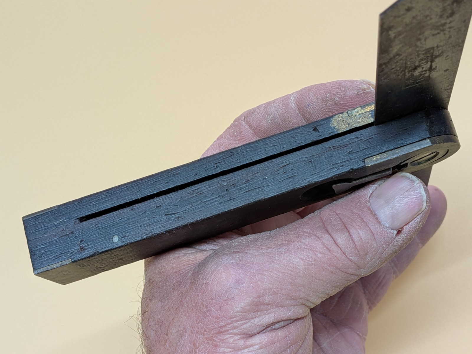 VTG Southington 8″ HOLD FAST Bevel Square Flush Cam Lever Rosewood Pat. 12/15/14