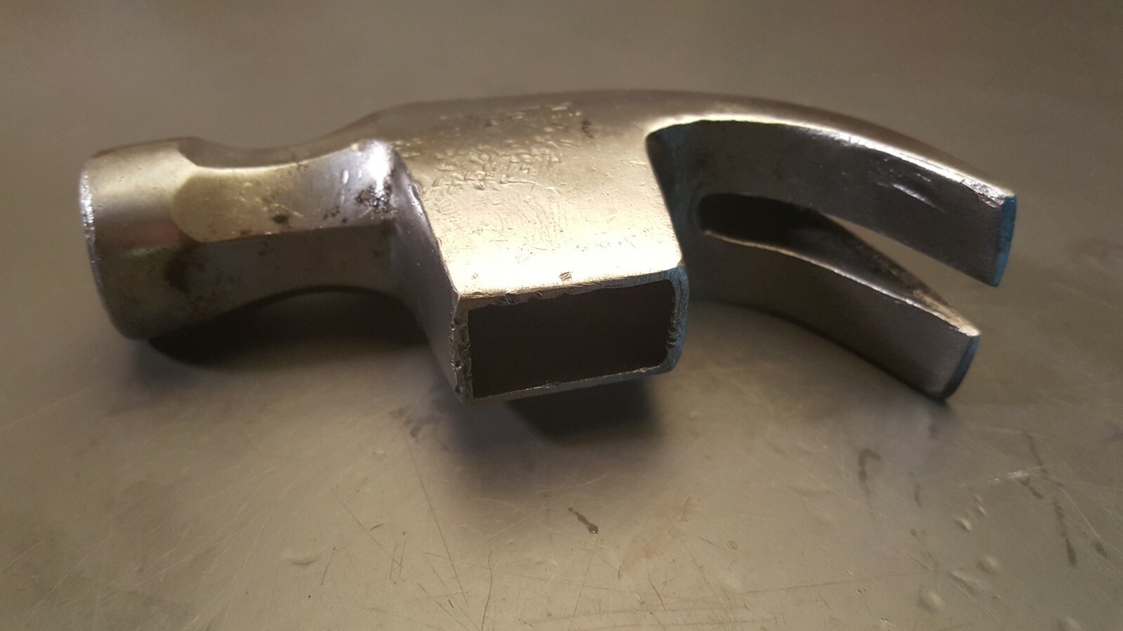 Vintage Worth “Worth” Claw Hammer Head 18 oz. 4.5″ Length 1″ Face Old Tool
