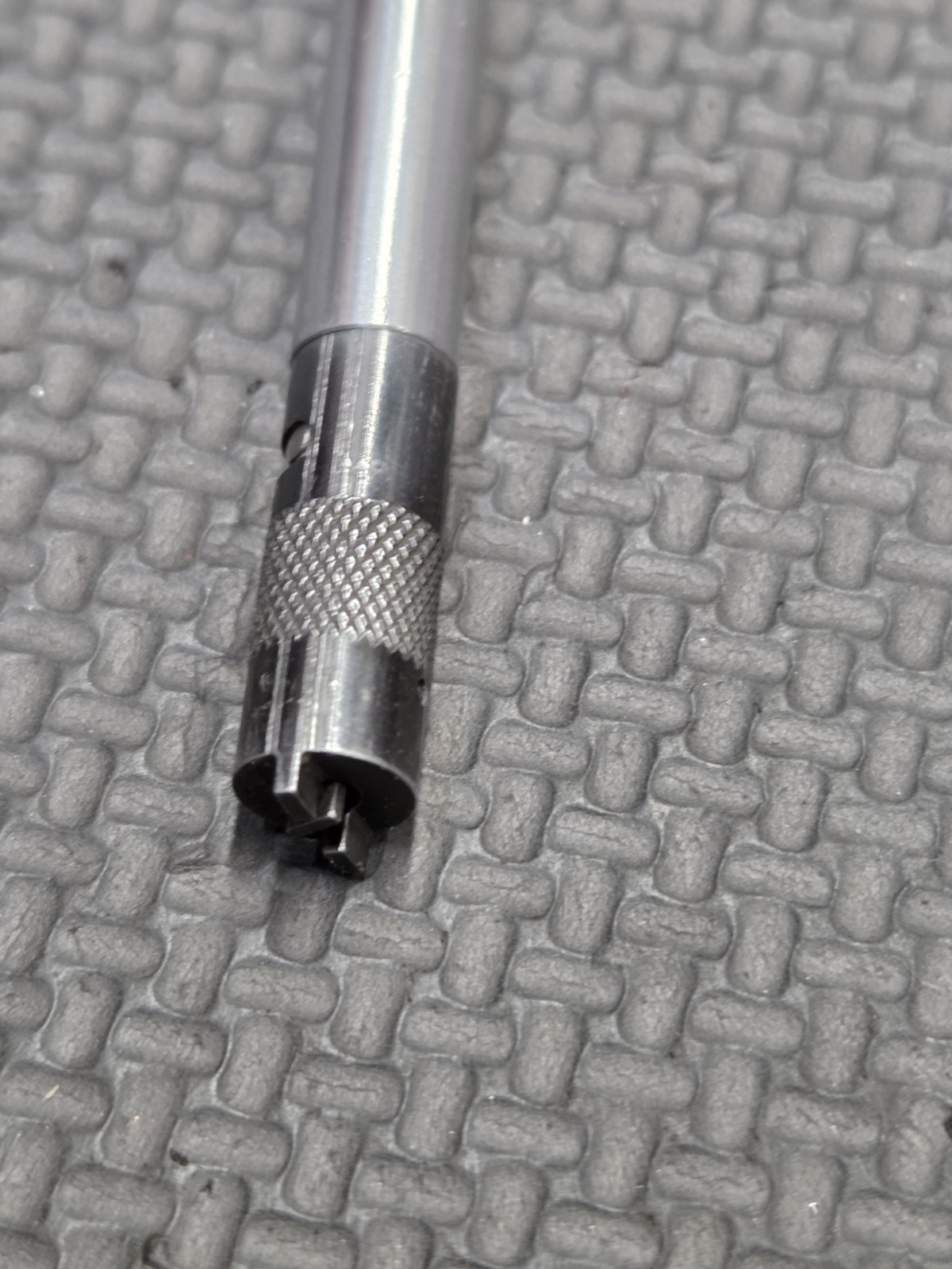 Blackhawk ST-1168 Screw Starter 9-1/2″