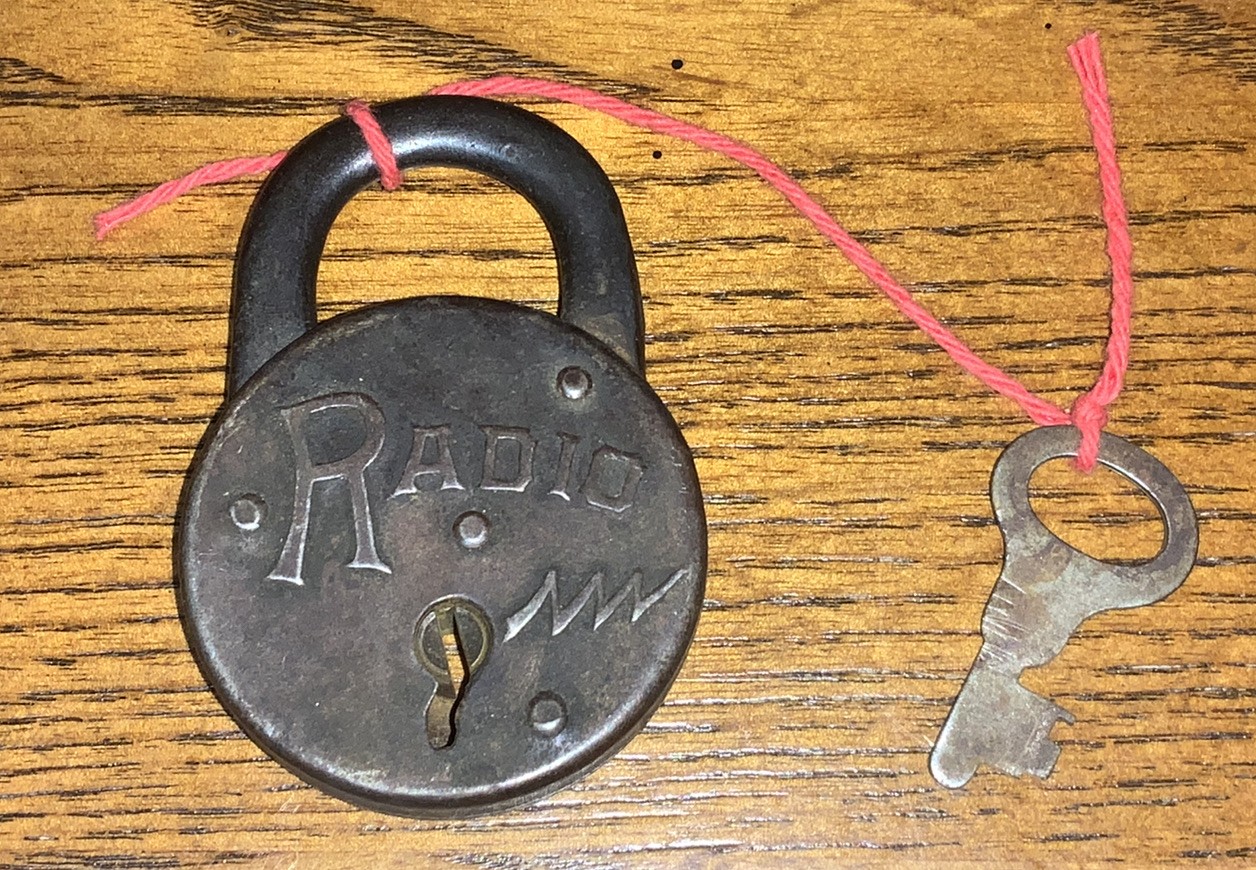 1930s Vtg Padlock ‘RADIO’ Style 3 Slaymaker Stamped Steel Lightning Bolt W/key